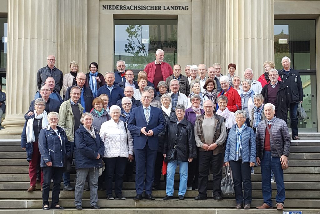 Interessierte Gäste aus dem Wahlkreis besuchten den Niedersächsischen Landtag